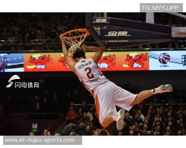 暴脾气终于忍不住了!邓华德质疑裁判直接被驱逐 暴脾气终于忍不住了!邓华德质疑裁判直接被驱逐