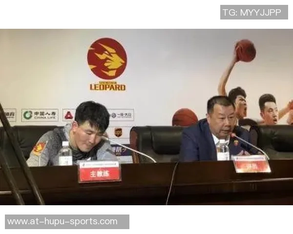 末节三记关键三分!大心脏顾全成深圳队进攻急先锋 末节三记关键三分!大心脏顾全成深圳队进攻急先锋