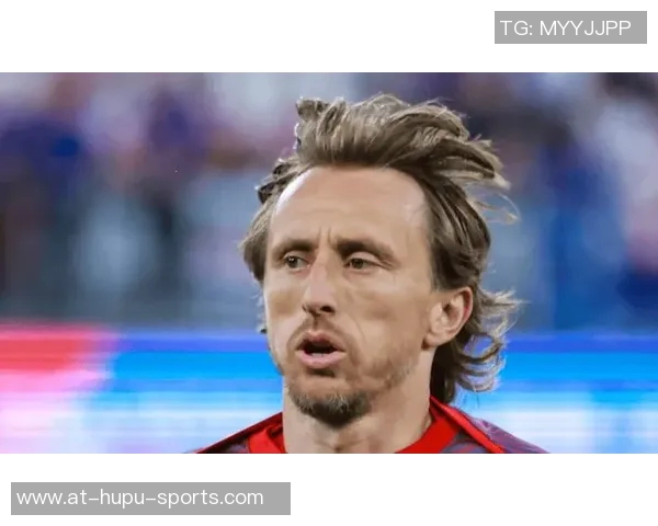 意媒：米兰希望魔笛能帮助推动卢宁加盟，皇马估价2500万欧